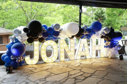 LED Marquee Name with Balloon Garland for Bar Mitzvah