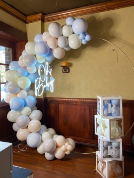 Beautiful Pale Round Half Balloon Arch and Baby Blocks for Baby Shower Party Decor