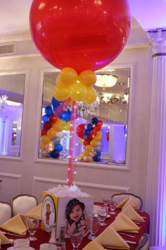 First Birthday Photo Cube with 36" Balloon & Lights