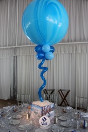 Ski Themed Bar Mitzvah Centerpiece with Blue Marble Balloons