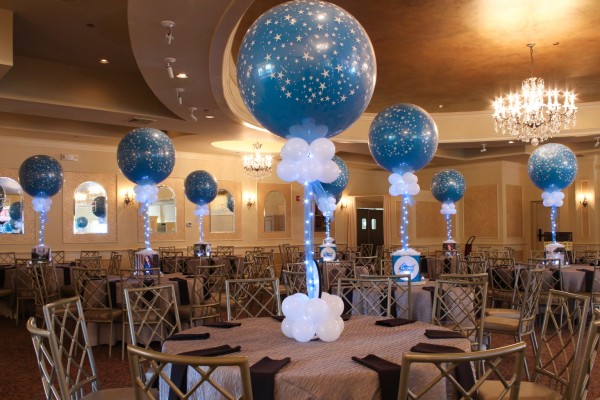 Star Themed Bat Mitzvah Centerpieces with Photo Cubes & LED Balloons