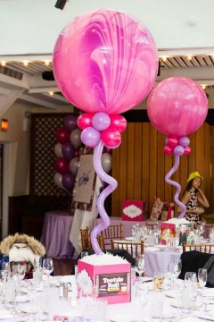 Candy Themed Photo Cube Centerpiece with 36" Marble Balloon