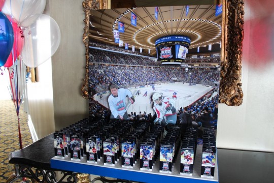 Madison Square Garden Rangers Seating Card Display with Cutout Players