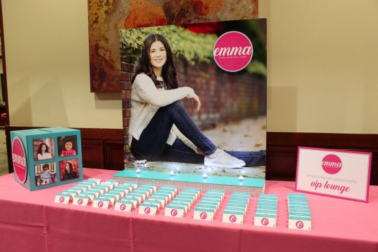 Blowup Photo Seating Card Display with Logo Cutout