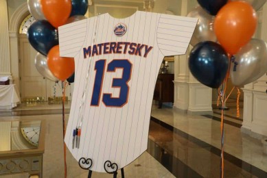 Mets Themed Jersey Sign in Board with Name & Number