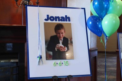 Bar Mitzvah Sign in Board with Blowup Photo & Lucite