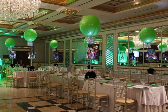 Technology Themed Diorama Centerpieces 3' Lime Green & Silver Balloons